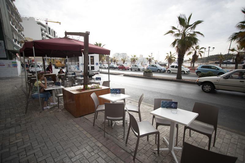 Strand Suites By Neu Collective Gzira Exteriér fotografie
