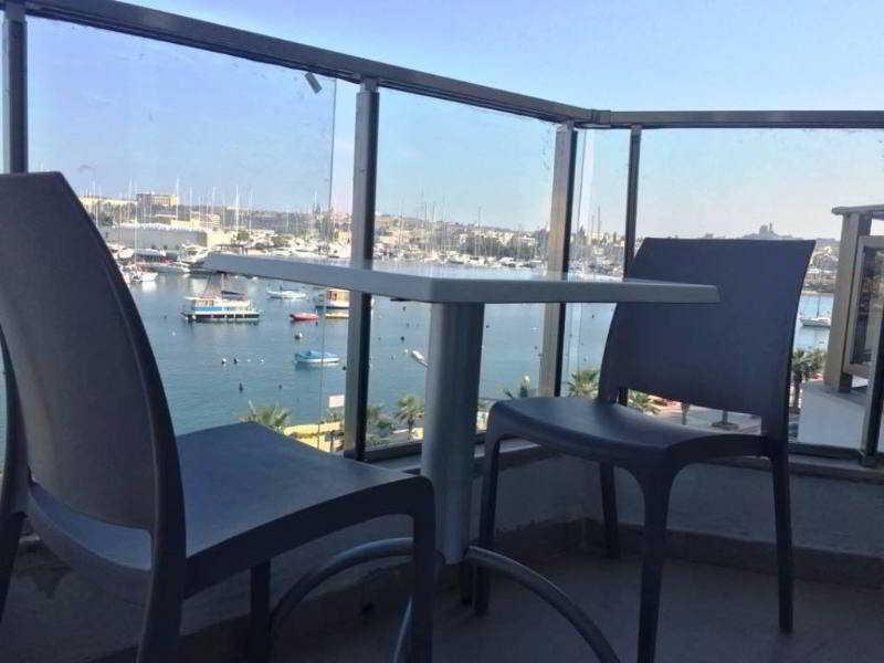 Strand Suites By Neu Collective Gzira Exteriér fotografie