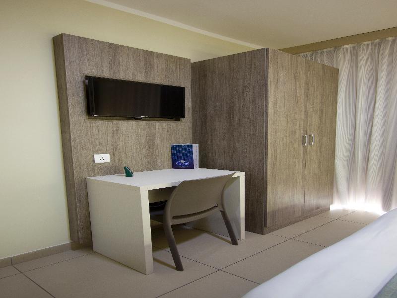 Strand Suites By Neu Collective Gzira Exteriér fotografie